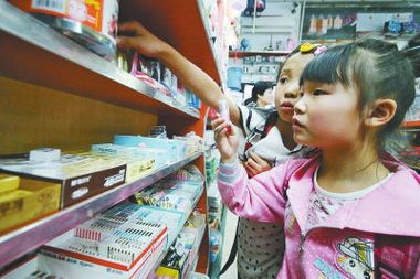 新學期將至開學經濟趨向高消費